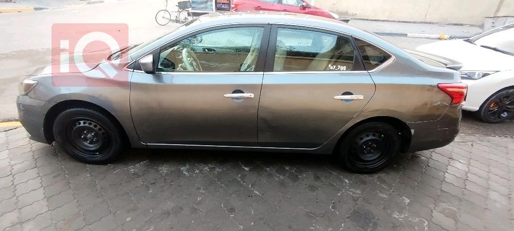 نيسان سنترا